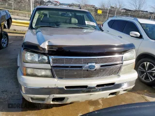 2006 Chevrolet Silverado 1500 LT1 with VIN 1GCEC19T86Z130760, listed as a Copart auction lot 45917125 with 179,023 mi miles and Salvage Title. Bid and sale history available at DreamBid. Image 5.