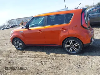2018 Kia Soul ! with VIN KNDJX3AAXJ7553501, listed as a IAAI auction lot 42066745 with 157,299 mi miles. Bid and sale history available at carsss.com. Image 14.