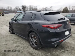2018 Alfa Romeo Stelvio Sport z VIN ZASFAKPNXJ7B90958, wystawiony jako Copart lot #46043215 z przebiegiem Nie podano mil oraz Szkody całkowita. Historia ofert i sprzedaży dostępna na DreamBid. Obrazek 2.