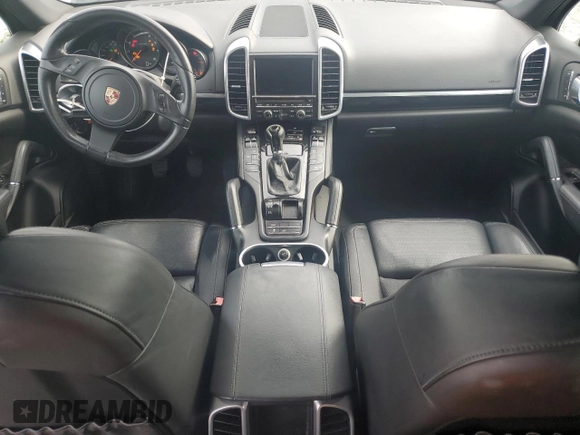 2011 Porsche Cayenne z VIN WP1AA2A26BLA03692, wystawiony jako Copart lot #62851635 z przebiegiem 154 927 mil mil oraz Czysty tytuł • Clean title. Historia ofert i sprzedaży dostępna na DreamBid. Obrazek 8.