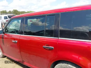 2016 Ford Flex SEL z VIN 2FMGK5C87GBA19902, wystawiony jako IAAI lot #42270902 z przebiegiem 111 862 mil mil oraz . Historia ofert i sprzedaży dostępna na DreamBid. Obrazek 14.