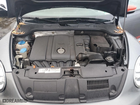 2012 Volkswagen Beetle 2.5L PZEV with VIN 3VWJP7AT8CM609112, listed as a Copart auction lot 84997514 with 160,122 mi miles and Salvage Title. Bid and sale history available at carsss.com. Image 11.