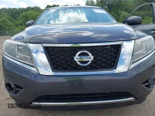 2014 Nissan Pathfinder Platinum with VIN 5N1AR2MMXEC700693, listed as a IAAI auction lot 42587795 with 148,014 mi miles and . Bid and sale history available at DreamBid. Image 6.