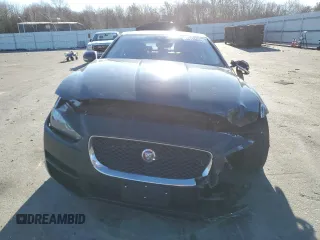 2019 Jaguar XE 25t with VIN SAJAR4FX0KCP52337, listed as a Copart auction lot 44138044 with 96,784 mi miles and Non Repairable. Bid and sale history available at carsss.com. Image 5.