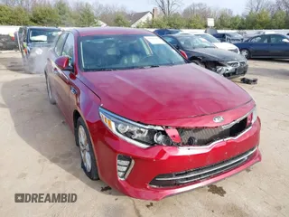 2018 Kia Optima LX with VIN 5XXGT4L39JG195616, listed as a IAAI auction lot 40904704 with 107,650 mi miles. Bid and sale history available at carsss.com. Image 1.