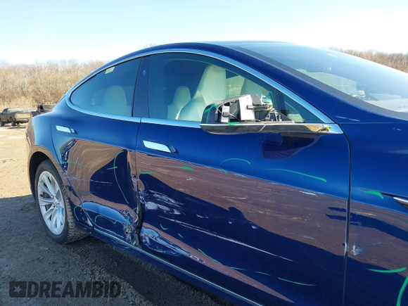 2017 Tesla Model S 100D with VIN 5YJSA1E20HF229362, listed as a IAAI auction lot 41698083 with 75,737 mi miles. Bid and sale history available at carsss.com. Image 6.