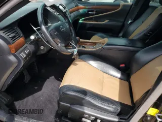 2012 Lexus LS 460 z VIN JTHBL5EFXC5109873, wystawiony jako Copart lot #51609035 z przebiegiem 154 154 mil mil oraz Czysty tytuł • Clean title. Historia ofert i sprzedaży dostępna na DreamBid. Obrazek 7.