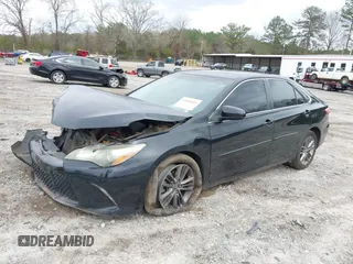 2015 Toyota Camry XLE with VIN 4T1BF1FKXFU495374, listed as a IAAI auction lot 41860680 with 181,507 mi miles. Bid and sale history available at carsss.com. Image 2.