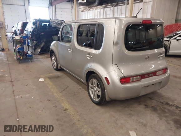 2009 Nissan Cube 1.8 SL with VIN JN8AZ28RX9T121918, listed as a IAAI auction lot 41517261 with 104,332 mi miles. Bid and sale history available at carsss.com. Image 3.