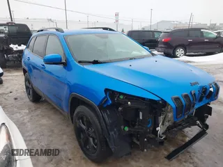 2018 Jeep Cherokee Limited with VIN 1C4PJMDB3JD570003, listed as a IAAI auction lot 41474606 with 56,433 mi miles. Bid and sale history available at carsss.com. Image 19.