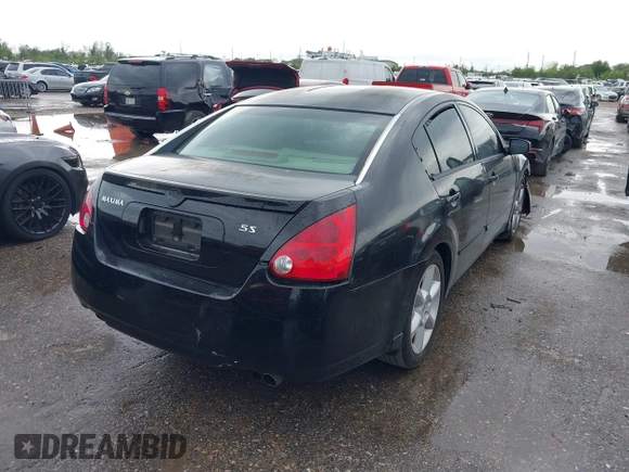 2005 Nissan Maxima 3.5 SL with VIN 1N4BA41E15C845314, listed as a IAAI auction lot 41894273 with 308,057 mi miles. Bid and sale history available at carsss.com. Image 4.