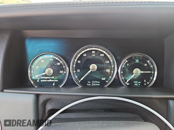 2022 Rolls-Royce Cullinan z VIN IDCO004308ZZ, wystawiony jako Copart lot #64985434 z przebiegiem 23 414 mil mil oraz Czysty tytuł • Clean title. Historia ofert i sprzedaży dostępna na DreamBid. Obrazek 9.