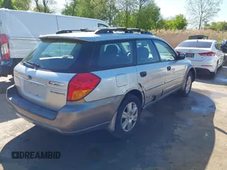 2005 Subaru Legacy Outback z VIN 4S4BP61C057300180, wystawiony jako IAAI lot #42137726 z przebiegiem 195 283 mil mil oraz . Historia ofert i sprzedaży dostępna na DreamBid. Obrazek 4.