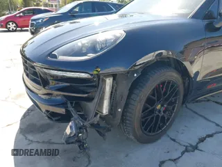 2017 Porsche Macan GTS с VIN WP1AG2A55HLB53391, выставлен на аукционе IAAI как лот 42238946 с пробегом 51 656 миль миль и . История ставок и продаж доступна на DreamBid. Изображение 6.