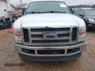 2010 Ford Super Duty F-250 SRW XL with VIN 1FTSW2B56AEA37604, listed as a IAAI auction lot 41234124 with 210,940 mi miles. Bid and sale history available at carsss.com. Image 13.