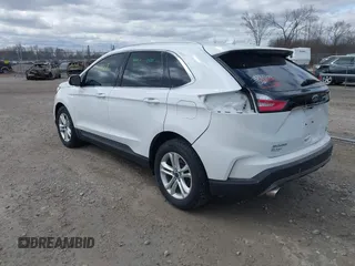 2019 Ford Edge SEL with VIN 2FMPK4J91KBB15166, listed as a IAAI auction lot 42018927 with 131,732 mi miles. Bid and sale history available at carsss.com. Image 3.