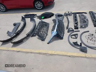 2020 Chevrolet Blazer LT z VIN 3GNKBBRA3LS688235, wystawiony jako IAAI lot #42050654 z przebiegiem 64 059 mil mil oraz . Historia ofert i sprzedaży dostępna na DreamBid. Obrazek 20.
