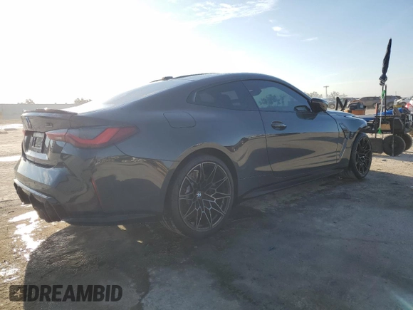 2024 BMW M4 Competition xDrive z VIN WBS43AZ01RCN76220, wystawiony jako Copart lot #88674465 z przebiegiem 11 742 mil mil oraz Nie do naprawy • Non repairable. Historia ofert i sprzedaży dostępna na DreamBid. Obrazek 3.