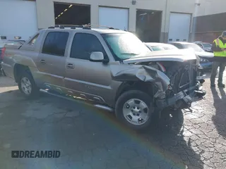 2002 Chevrolet Avalanche z VIN 3GNEK13T72G312415, wystawiony jako IAAI lot #41494344 z przebiegiem 212 151 mil mil oraz . Historia ofert i sprzedaży dostępna na DreamBid. Obrazek 1.