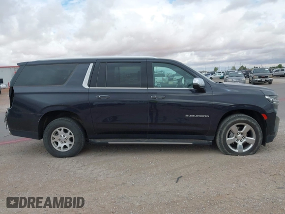 2023 Chevrolet Suburban Premier z VIN 1GNSKFKD2PR266705, wystawiony jako IAAI lot #42578313 z przebiegiem Nie podano mil oraz . Historia ofert i sprzedaży dostępna na DreamBid. Obrazek 13.
