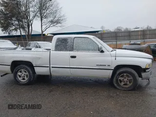 1997 Dodge 1500 with VIN 3B7HC13Y8VG787591, listed as a IAAI auction lot 41493641 with 281,506 mi miles and . Bid and sale history available at DreamBid. Image 14.