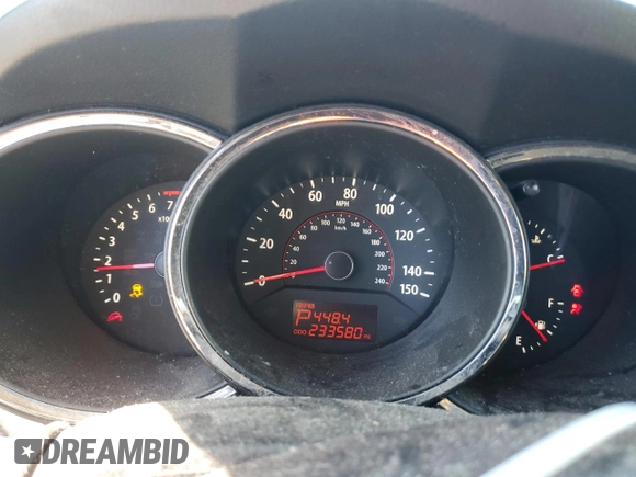 2011 Kia Sorento EX with VIN 5XYKU4A29BG029482, listed as a Copart auction lot 49680355 with 233,580 mi miles and Salvage Title. Bid and sale history available at carsss.com. Image 9.