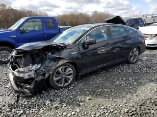 2018 Honda Clarity with VIN JHMZC5F17JC005187, listed as a Copart auction lot 67424942 with 124,862 mi miles. Bid and sale history available at carsss.com. Image 1.