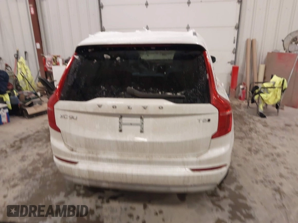 2022 Volvo XC90 Momentum with VIN YV4102PK0N1801551, listed as a IAAI auction lot 41296538 with 35,710 mi miles and . Bid and sale history available at DreamBid. Image 16.