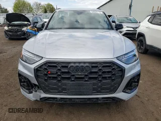 2024 Audi SQ5 Prestige with VIN WA1C4AFY1R2029488, listed as a Copart auction lot 59910164 with 81 mi miles and Salvage Title. Bid and sale history available at DreamBid. Image 5.
