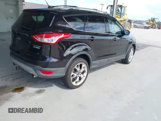 2013 Ford Escape Titanium z VIN 1FMCU0J95DUD22433, wystawiony jako IAAI lot #42495946 z przebiegiem 219 449 mil mil oraz . Historia ofert i sprzedaży dostępna na DreamBid. Obrazek 4.