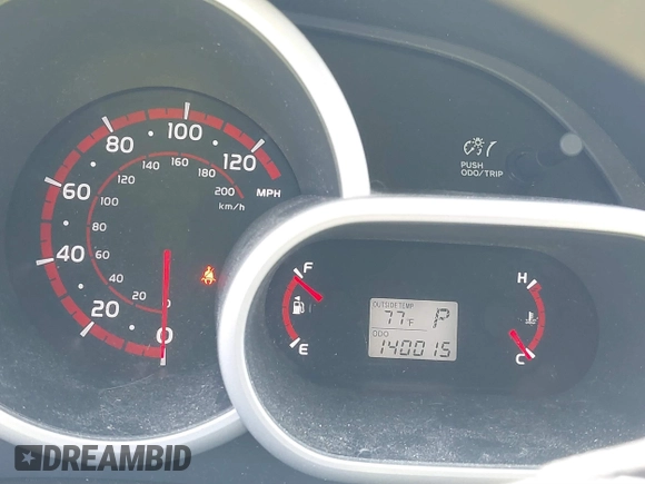 2009 Toyota Matrix with VIN 2T1KU40E59C045695, listed as a IAAI auction lot 40704306 with 140,015 mi miles and . Bid and sale history available at DreamBid. Image 7.