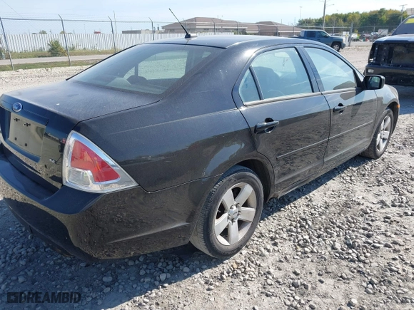 2007 Ford Fusion SE with VIN 3FAHP07Z27R148461, listed as a IAAI auction lot 40509576 with 120,500 mi miles. Bid and sale history available at carsss.com. Image 4.