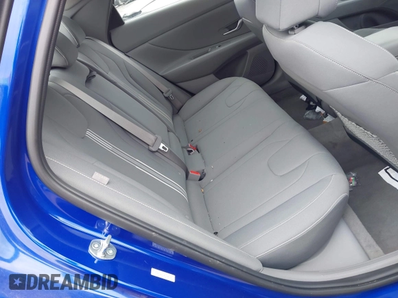 2024 Hyundai Elantra SEL z VIN KMHLS4DG2RU750734, wystawiony jako IAAI lot #42266873 z przebiegiem 6 255 mil mil oraz . Historia ofert i sprzedaży dostępna na DreamBid. Obrazek 8.