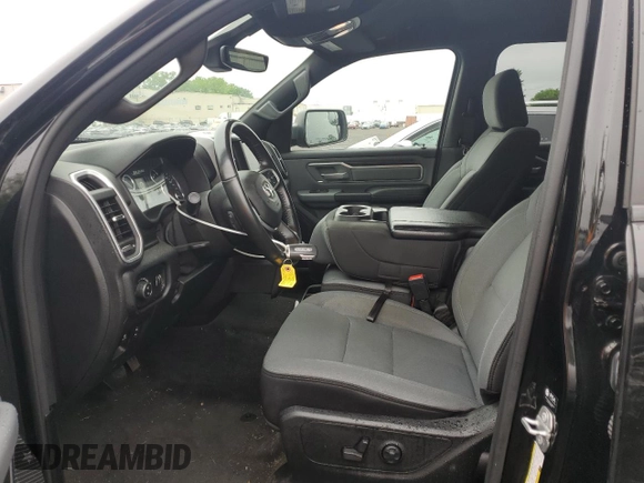 2021 Ram 1500 Big Horn z VIN 1C6SRFBT7MN757180, wystawiony jako Copart lot #55508355 z przebiegiem 75 435 mil mil oraz Szkoda całkowita • Salvage title. Historia ofert i sprzedaży dostępna na DreamBid. Obrazek 7.