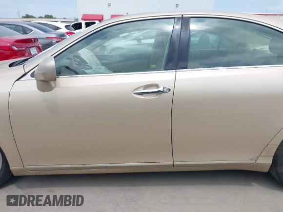 2007 Lexus ES 330 with VIN JTHBJ46G872003596, listed as a IAAI auction lot 42030486 with 183,036 mi miles and . Bid and sale history available at carsss.com. Image 15.