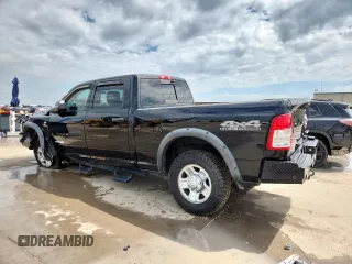 2020 Ram 2500 Tradesman z VIN 3C6UR5CL3LG251077, wystawiony jako Copart lot #63854915 z przebiegiem 196 854 mil mil oraz Czysty tytuł • Clean title. Historia ofert i sprzedaży dostępna na DreamBid. Obrazek 2.