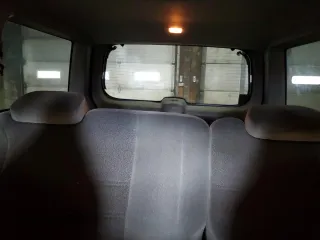 2000 Ford Explorer XLS z VIN 1FMZU72X7YUA71727, wystawiony jako Copart lot #51416935 z przebiegiem 163 005 mil mil oraz Szkoda całkowita • Salvage title. Historia ofert i sprzedaży dostępna na DreamBid. Obrazek 10.
