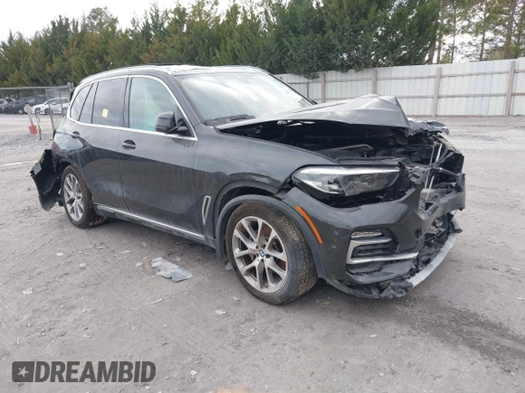2021 BMW X5 sDrive40i with VIN 5UXCR4C07M9G60674, listed as a IAAI auction lot 38203174 with 1 mi miles. Bid and sale history available at carsss.com. Image 1.