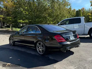 2011 Mercedes-Benz S-Class S 63 AMG with VIN WDDNG7EB1BA371448, listed as a Copart auction lot 75099424 with 193,272 mi miles and Clean Title. Bid and sale history available at carsss.com. Image 3.