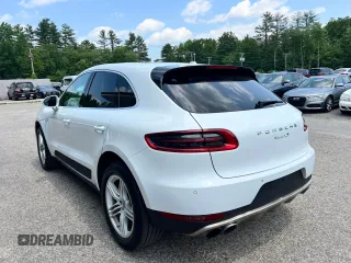 2016 Porsche Macan S with VIN WP1AB2A59GLB40365, listed as a Copart auction lot 60898695 with 192,752 mi miles and Clean title. Bid and sale history available at DreamBid. Image 3.