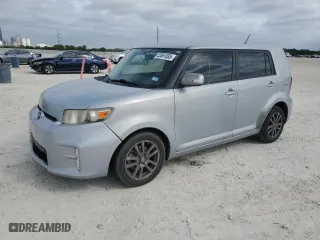 2013 Scion xB with VIN JTLZE4FE5DJ044261, listed as a Copart auction lot 53561835 with 182,520 mi miles and Clean Title. Bid and sale history available at carsss.com. Image 1.