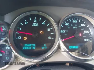 2011 Chevrolet Silverado 1500 LT with VIN 3GCPCSE02BG351470, listed as a IAAI auction lot 41899663 with 293,511 mi miles and . Bid and sale history available at DreamBid. Image 7.