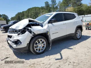 2024 Jeep Compass Latitude Lux with VIN 3C4NJDFN5RT584618, listed as a Copart auction lot 55033565 with 8,745 mi miles and Salvage title. Bid and sale history available at DreamBid. Image 1.