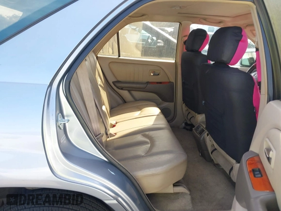2002 Lexus RX with VIN JTJGF10U620121900, listed as a IAAI auction lot 41616404 with 157,941 mi miles. Bid and sale history available at carsss.com. Image 8.