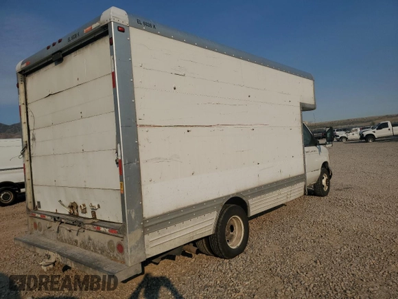 2006 Ford Econoline Cargo with VIN 1FDXE45S46HA85013, listed as a Copart auction lot 66963315 with 239,871 mi miles and Clean title. Bid and sale history available at DreamBid. Image 3.