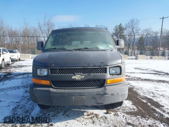 2014 Chevrolet Express Cargo Van with VIN 1GCWGGBA5E1205786, listed as a IAAI auction lot 41339085 with 201,460 mi miles. Bid and sale history available at carsss.com. Image 12.