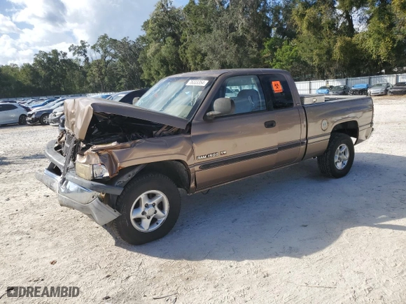 2000 Dodge Ram 1500 with VIN 1B7HC13Y4YJ124957, listed as a Copart auction lot 76333354 with 390,462 mi miles and Salvage Title. Bid and sale history available at carsss.com. Image 1.