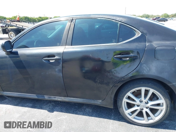 2008 Lexus IS 350 с VIN JTHBE262085018705, выставлен на аукционе IAAI как лот 42237733 с пробегом Не указан миль и . История ставок и продаж доступна на DreamBid. Изображение 18.