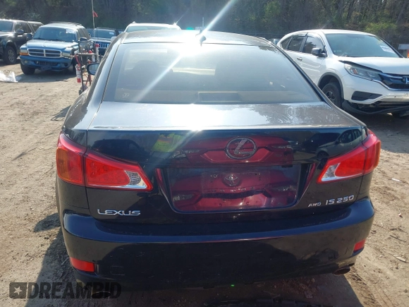 2009 Lexus IS with VIN JTHCK262495028118, listed as a IAAI auction lot 42064522 with 201,872 mi miles. Bid and sale history available at carsss.com. Image 16.