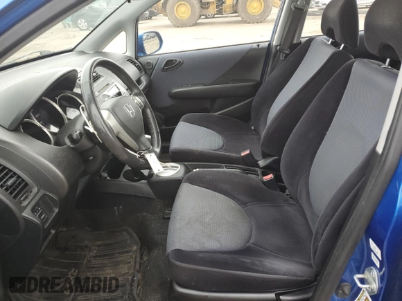 2007 Honda Fit Sport z VIN JHMGD38687S037470, wystawiony jako Copart lot #58797805 z przebiegiem 146 889 mil mil oraz Czysty tytuł • Clean title. Historia ofert i sprzedaży dostępna na DreamBid. Obrazek 7.